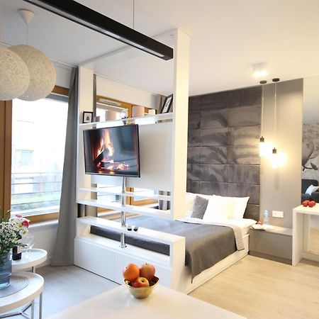 Viva Lila Apartment, Free Parking, Close To Vistula River - By Homelike Kraków Zewnętrze zdjęcie